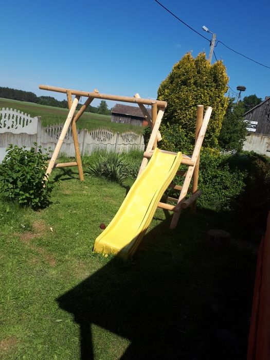 Mini plac zabaw lub sam stelaż