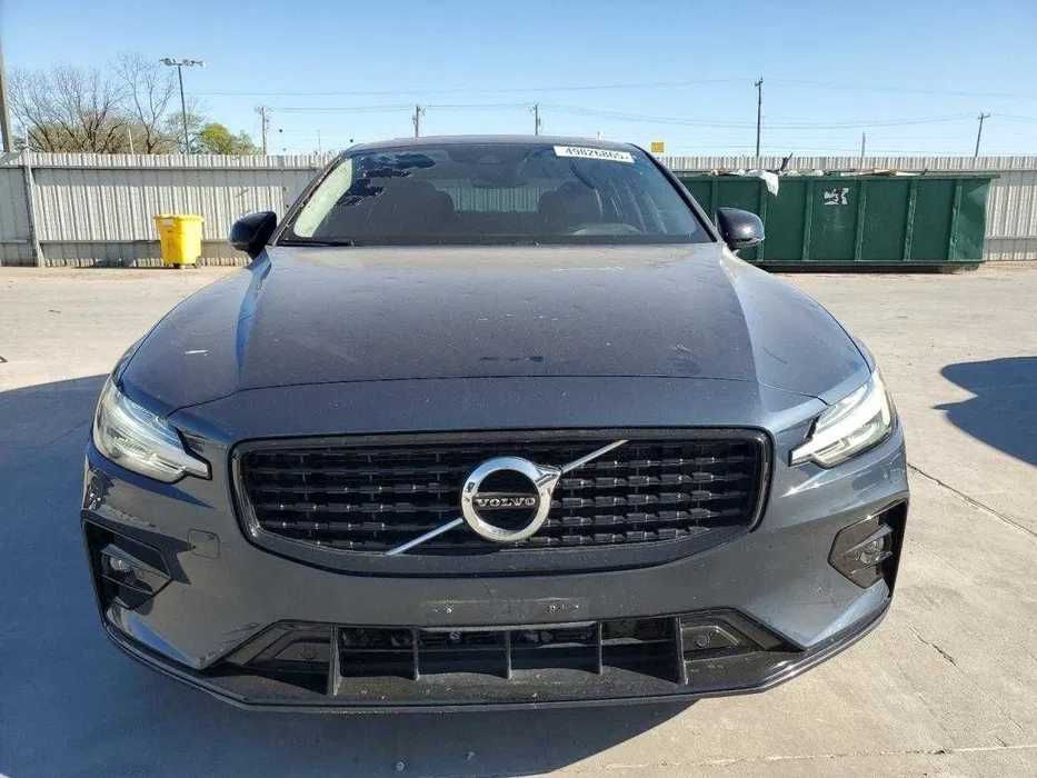 VOLVO S60 | Бампер передній / задній Запчастини Розборка