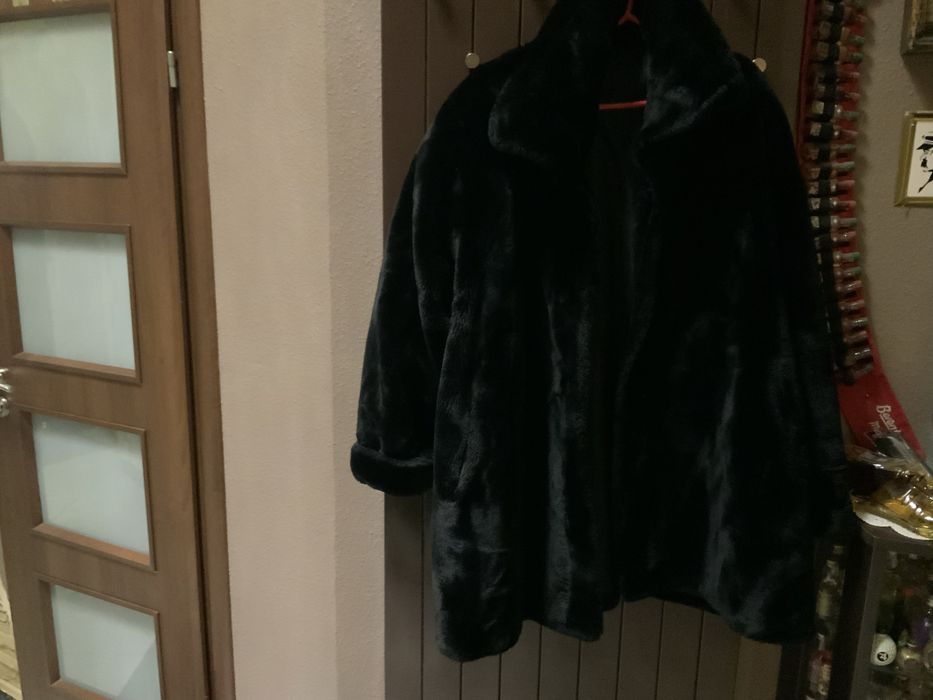 Ciepłe damskie futerko