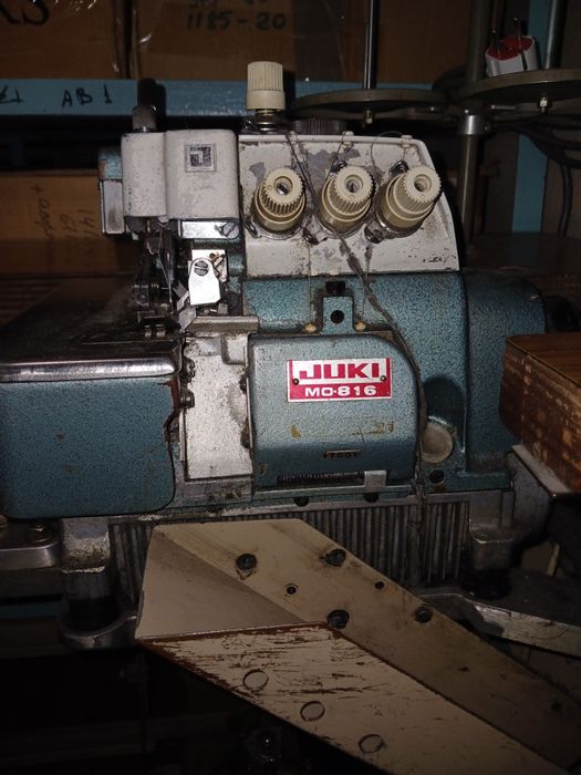 Оверлок. 5 ниток.