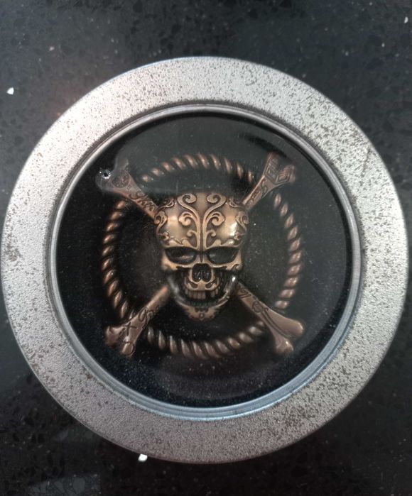 Fidget Spinner - Caveira de Metal