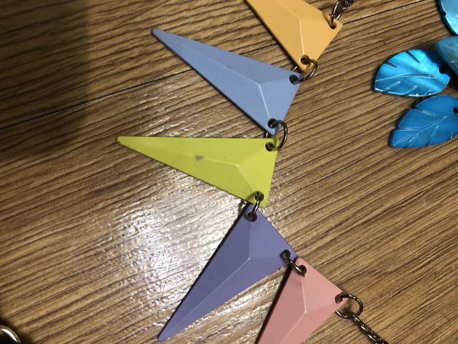 Zestaw biżuterii dla nastolatki naszyjniki bransoletki kolczyki