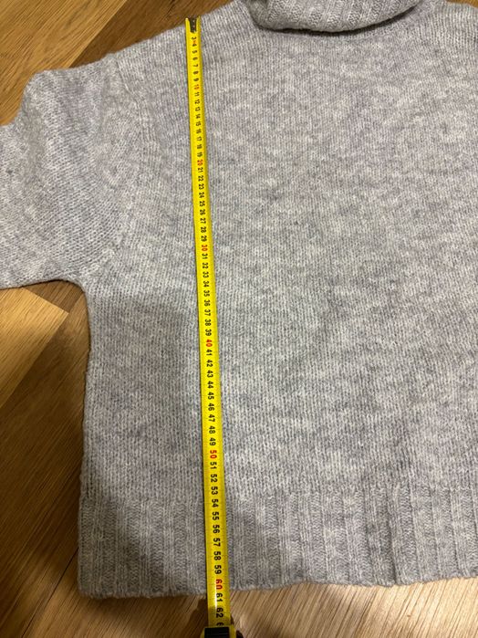 Светр reserved, розмір xs