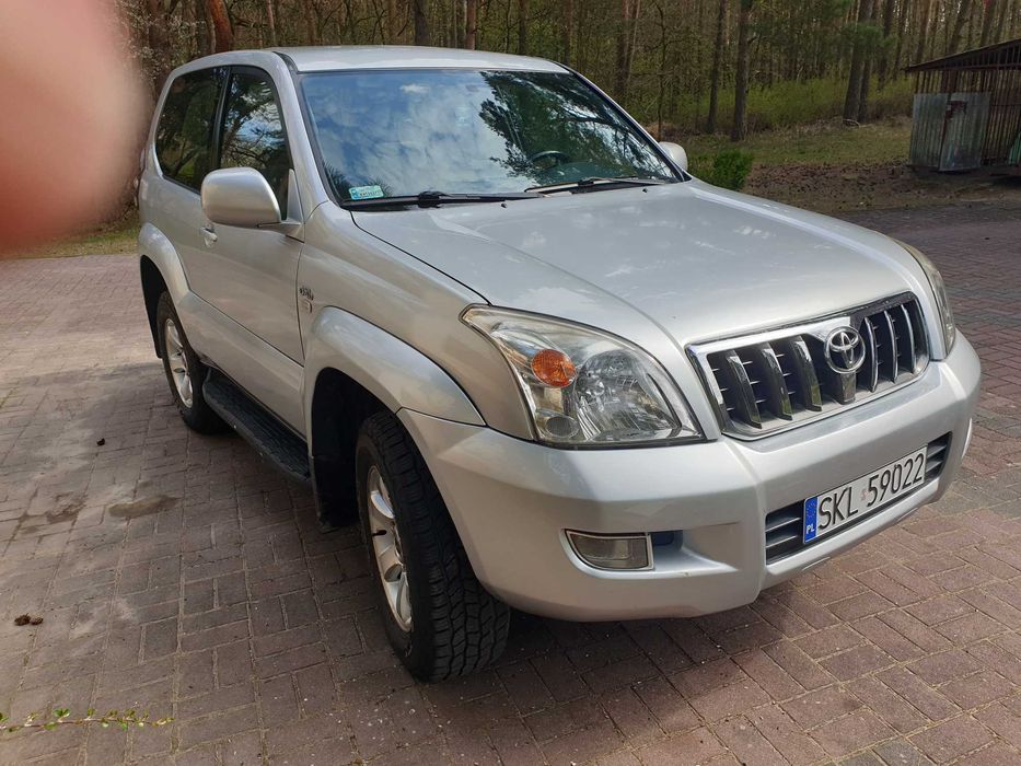 sprzedam Toyotę Land cruiser 120, krótka