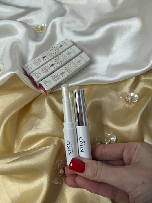 Желейні тіні kiko milano snow-kissed holiday icy charm eyeshadow 01