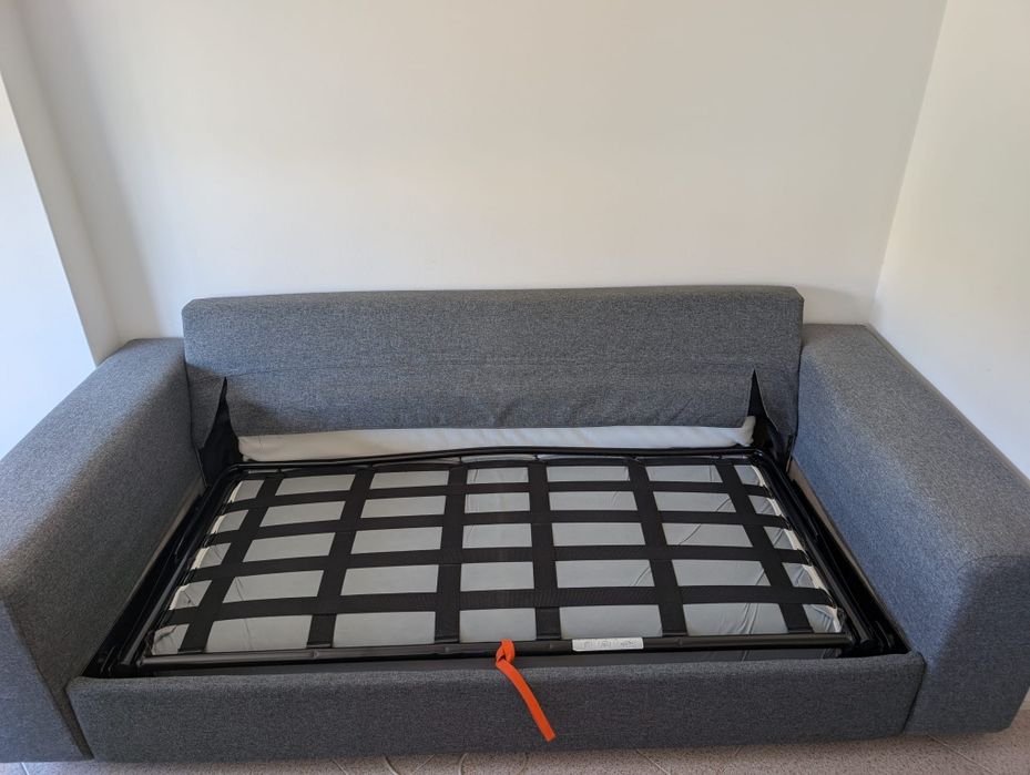 Sofá cama Vimle em ótimo estado