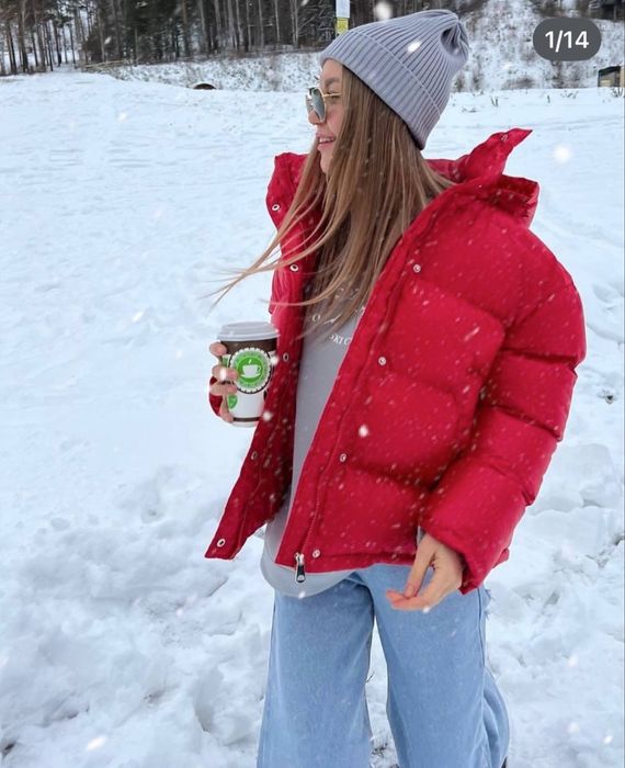 Продам червоний пуховик
