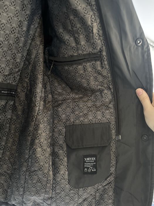 Зимова чоловіча куртка