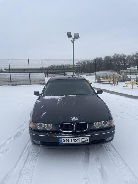 Продам е39 м52B20ty