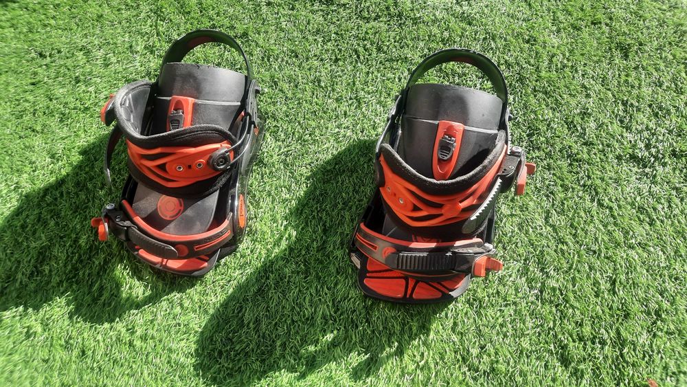 Prancha Snowboard + suporte pés + saco