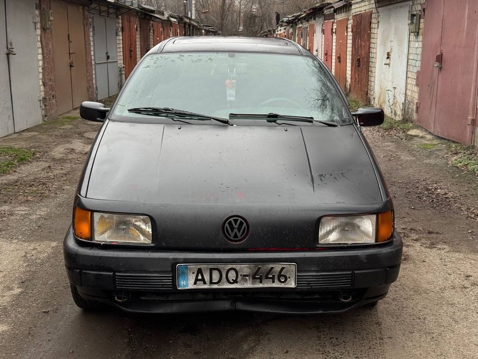 Продам Фольксвагена б4 в неплохом состоянии,  по ходовой нормальний,двигатель работает хорошо, самий обичный двигатель 1.9, новая зимняя резина...