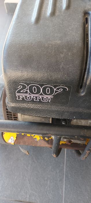 Motoenxada kawasaki FA 210 secoter 125cc