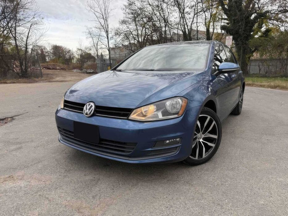 Volkswagen Golf SE 4-Door      2016