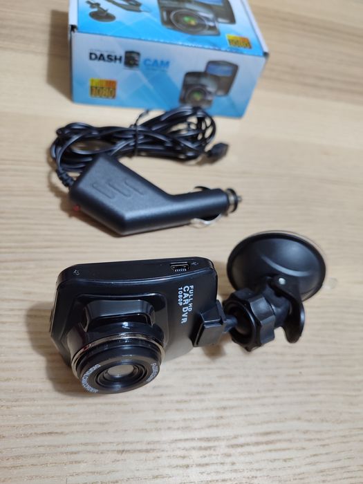 Câmera automotiva nova / Dash cam