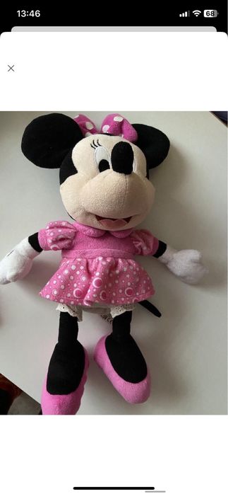 Minnie mouse і Шериф Келлі