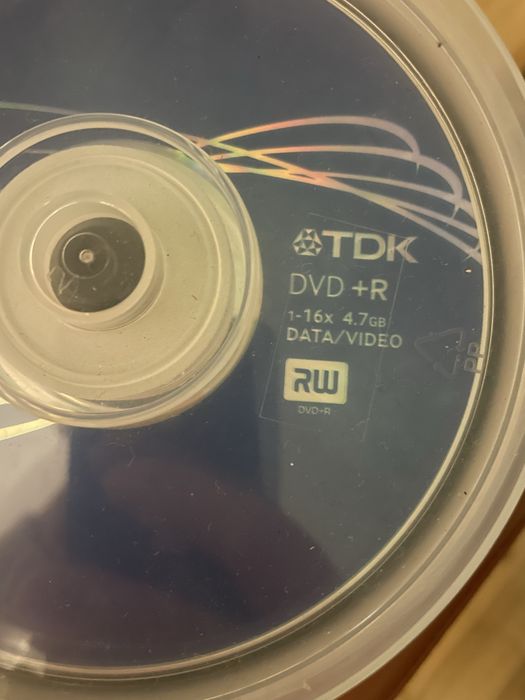 Caixa com 50 DVD +R TDK445296256316887041