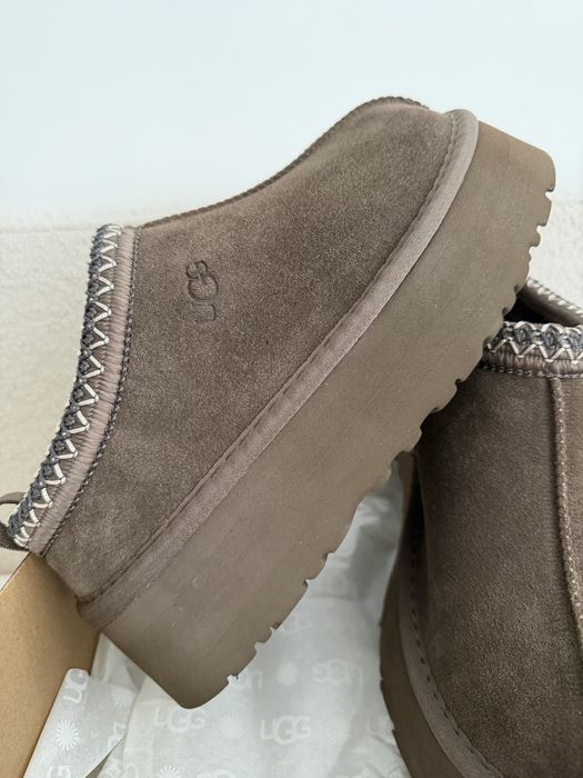 Замшевые UGG Tazz II