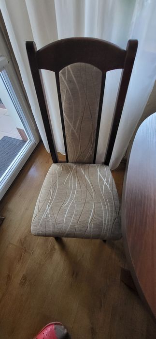 Stól z 6 krzesłami