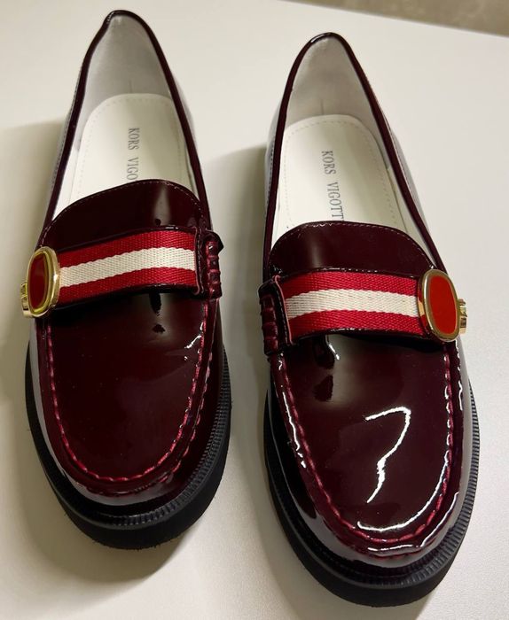Нові Жіночі лофери туфлі зі шкіри Vigotti 00000007875 37 24 см Бордові