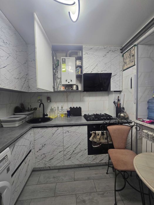 Продаж 3-х кімнатна квартира  68 м2 Заводський р-н вул Рюміна / пр Центральний