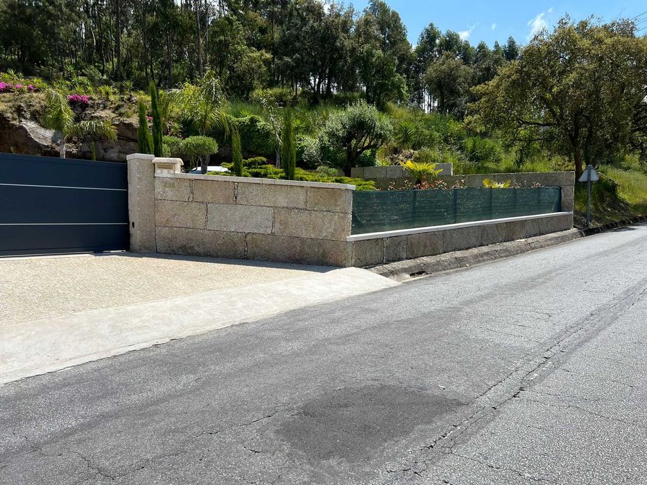 Serviço de construção de muros