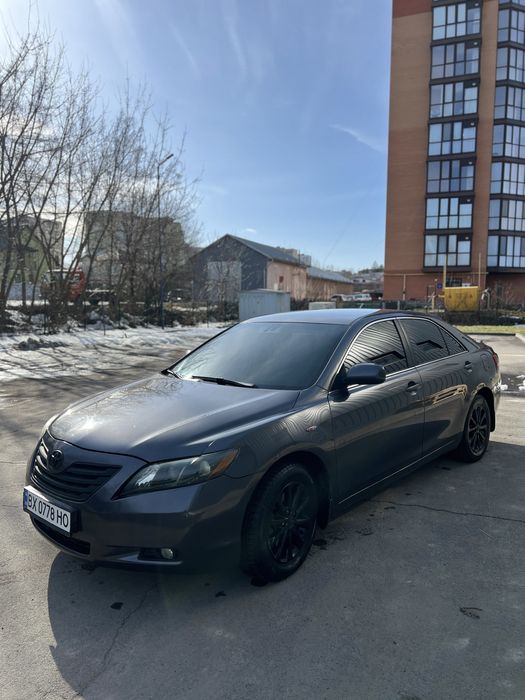 Продам Toyota Camry 40