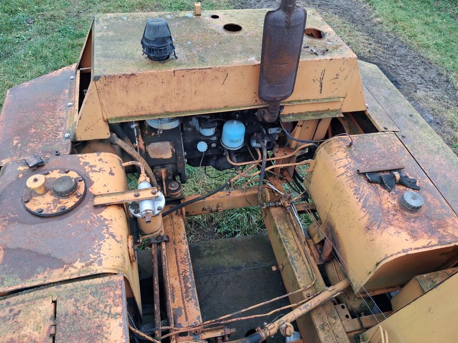 Продам ескаватор.