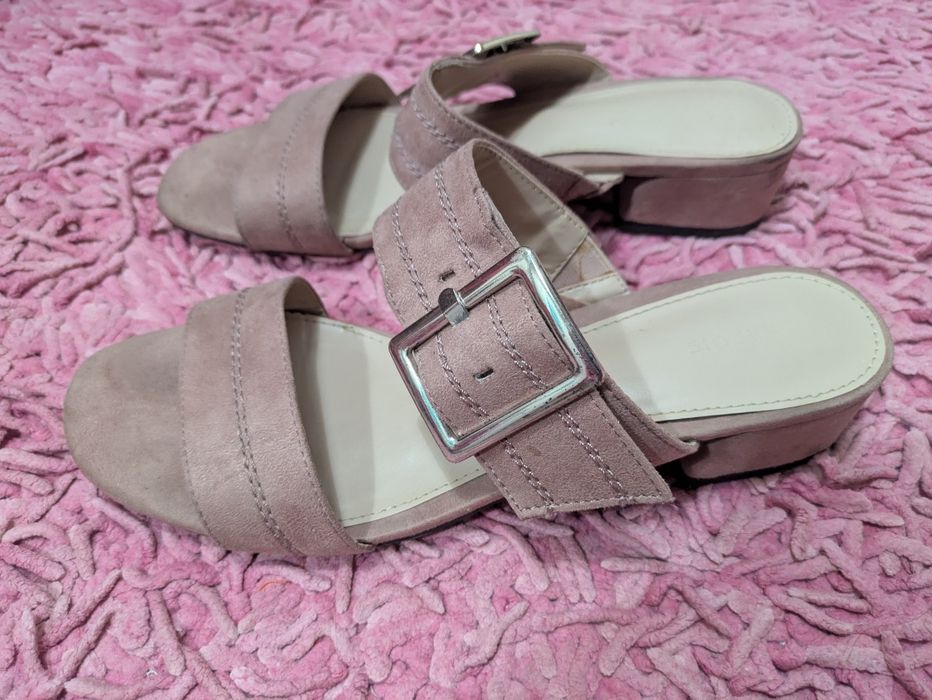 Sandálias rosa da Parfois