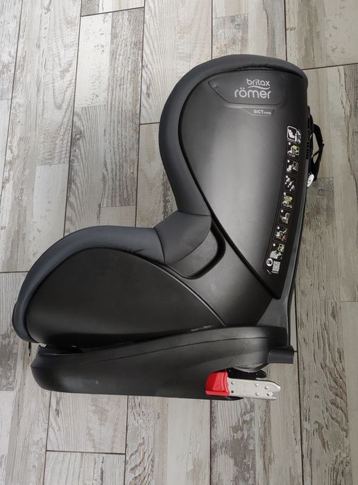 Автокрісло britax ISO fix