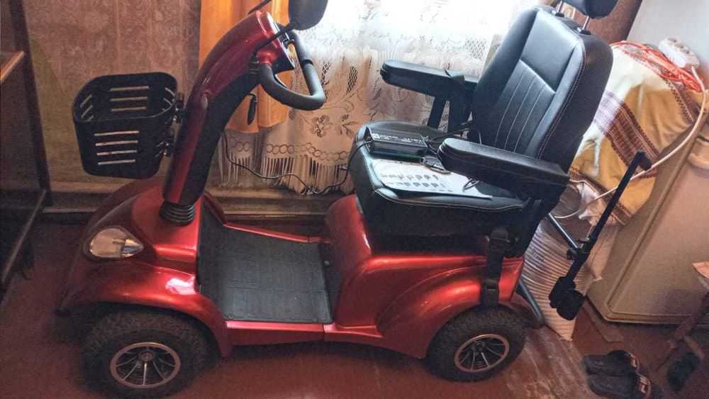 Электро мопед в идеальном состоянии