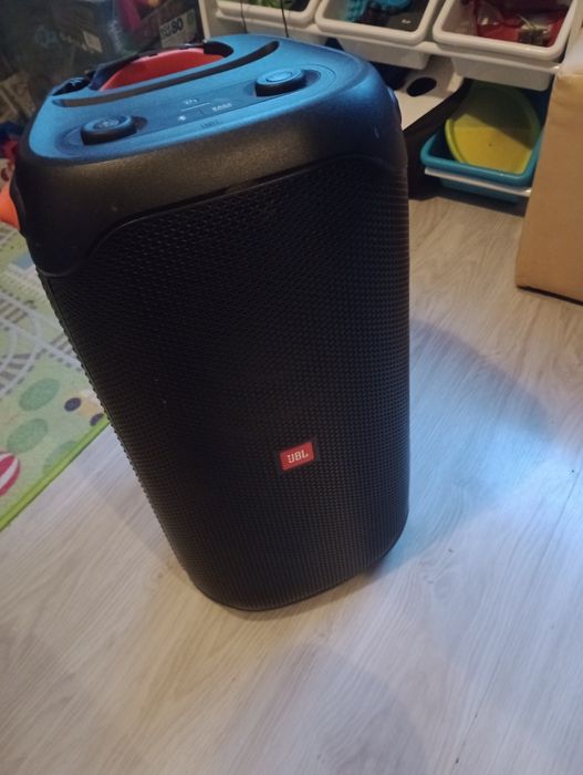 Duży głośnik JBL Partybox 110(uszkodzony plastik)