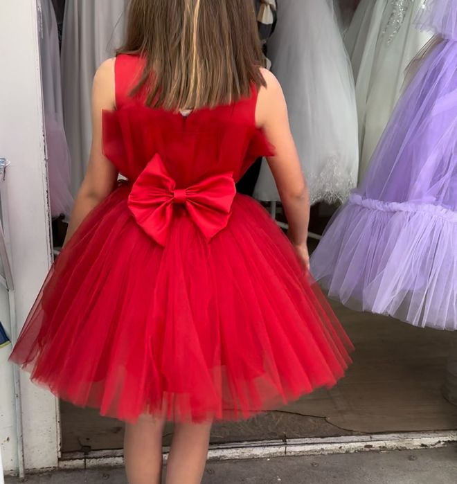 Випускна сукня (святкова)