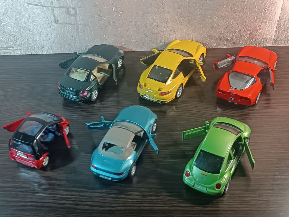 Набор металлических машинок