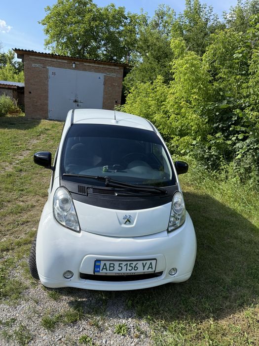 Peugeot iOn 2012 | Електромобіль | Автомат