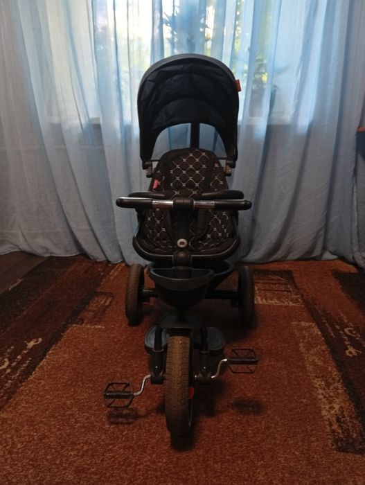 Велосипед -коляска  детям от 1 года