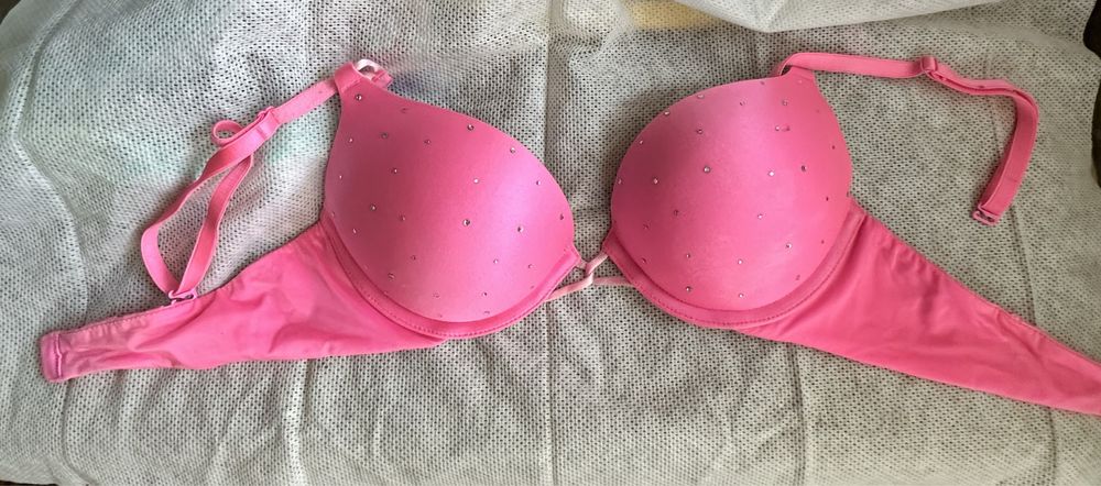 Бюстгальтер VS