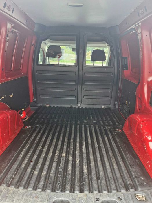 VOLKSWAGEN  CADDY  Miniwan  2,0  diesel 2017