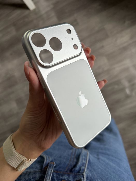 Чохол на iphone 17pro