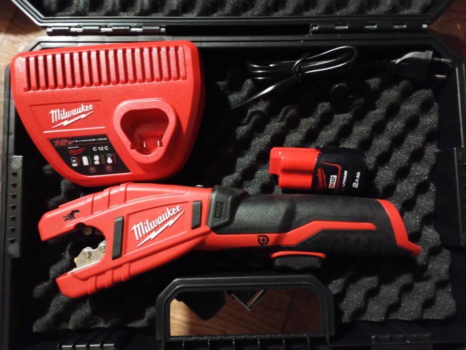 MILWAUKEE C12PC-0 M12 Obcinak do  rur miedzianych