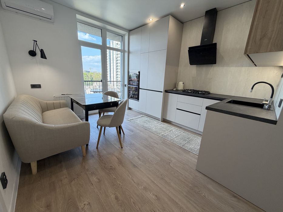 Орендапросторої 1 кімнатної квартири