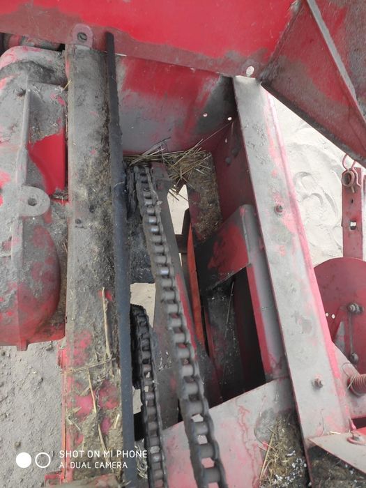 Прес підборщик masseu fergysson 128