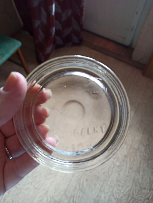 Крышки стеклянные на банки