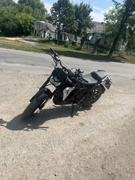 Продам ліфан ср220