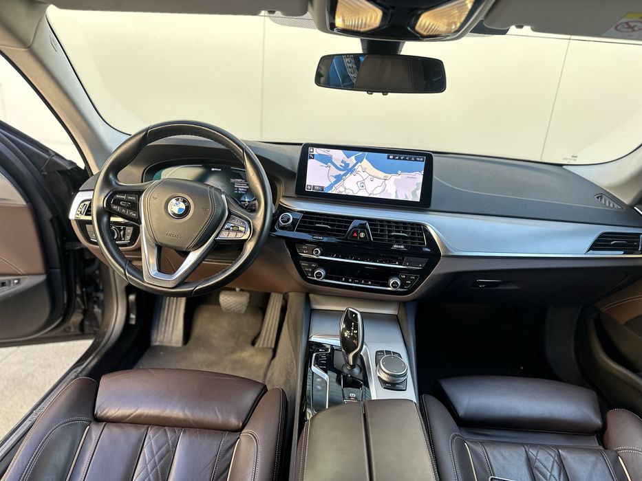 Bmw 530e 292 cv Facelift 2021 aceito retomas