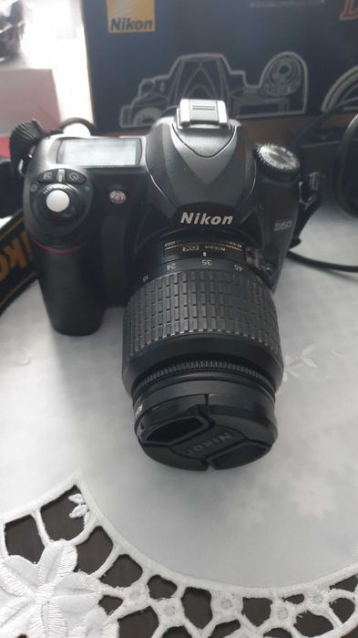 Nikon D50 AF-S DX Zoom-Nikor 18-55mm