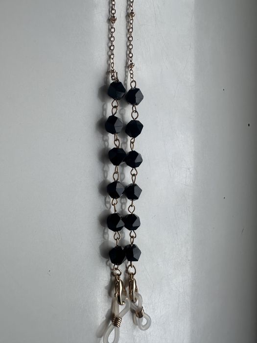 Łańcuszek do okularów czarne kryształki