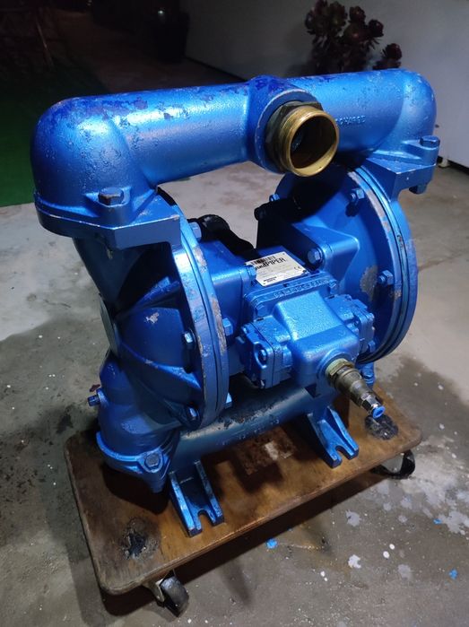 Bomba de transfega sandpiper e polegadas