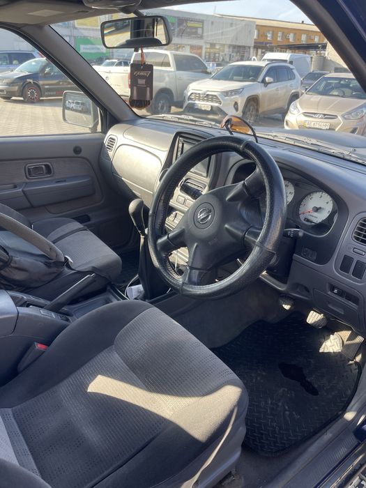 Nissan Navara 2.5 TDI 4x4 2004p