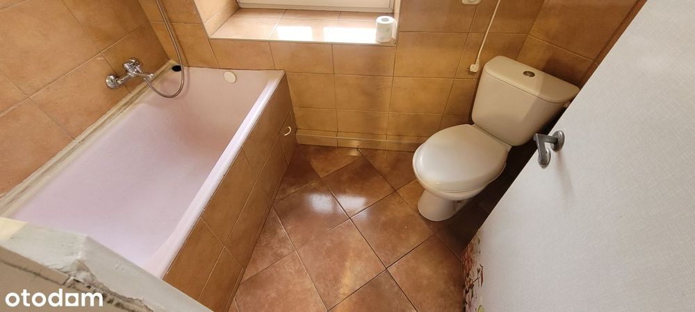 Przestronne, I piętro 2 pokoje, kamienica