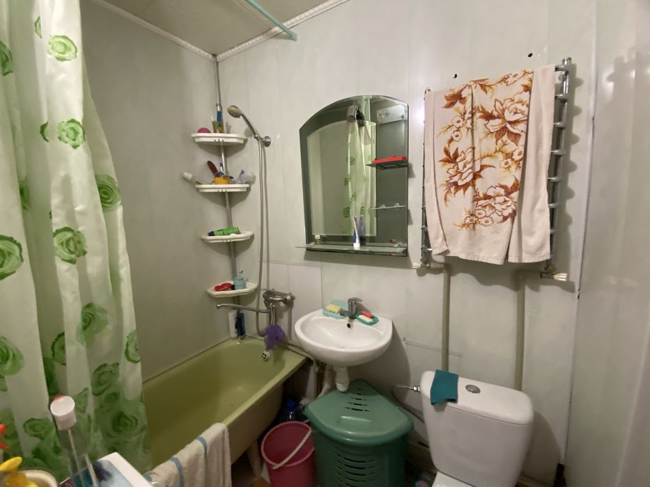 Продам 3к квартириру з газовим опаленням с.Зарічне